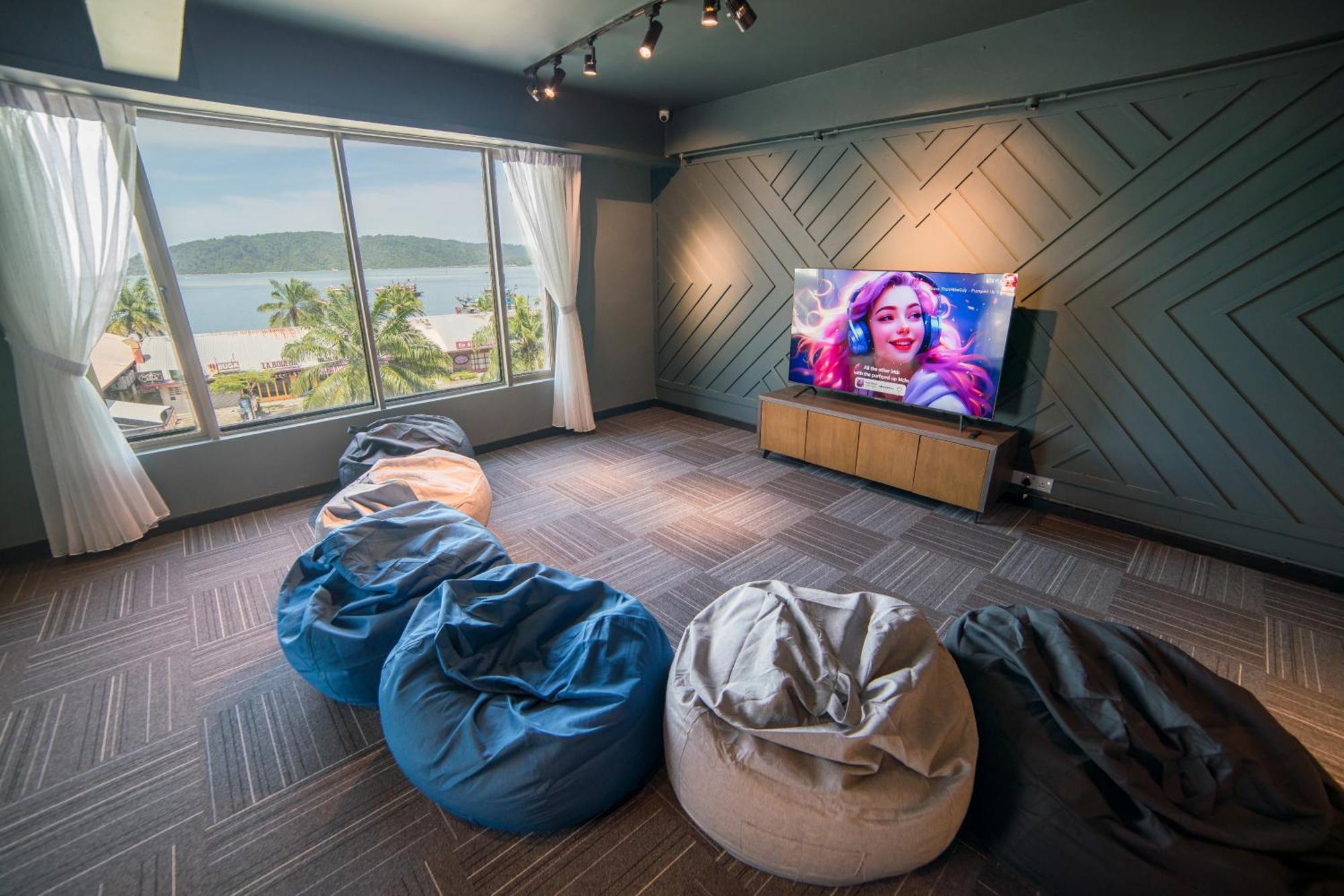 Hostel Homy Seafront